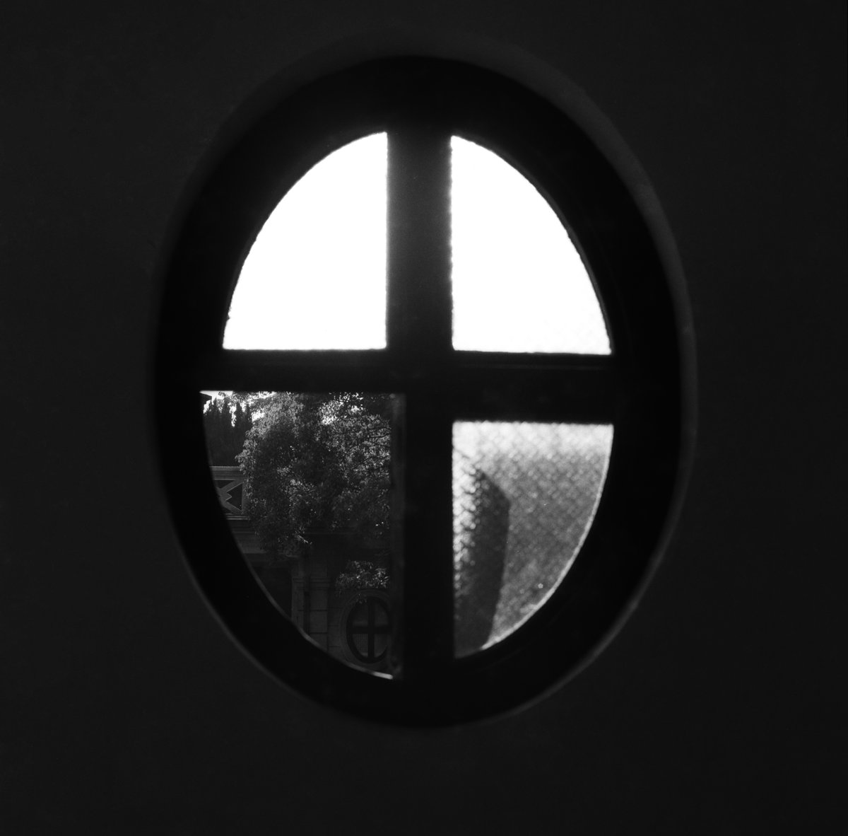 See (not) Through